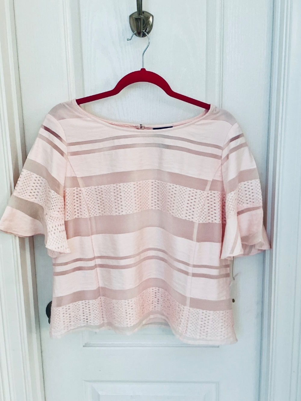 Liz Claiborne Light Pink Bell Sleeve Top, Size L, NWOT - Picture 3 of 8